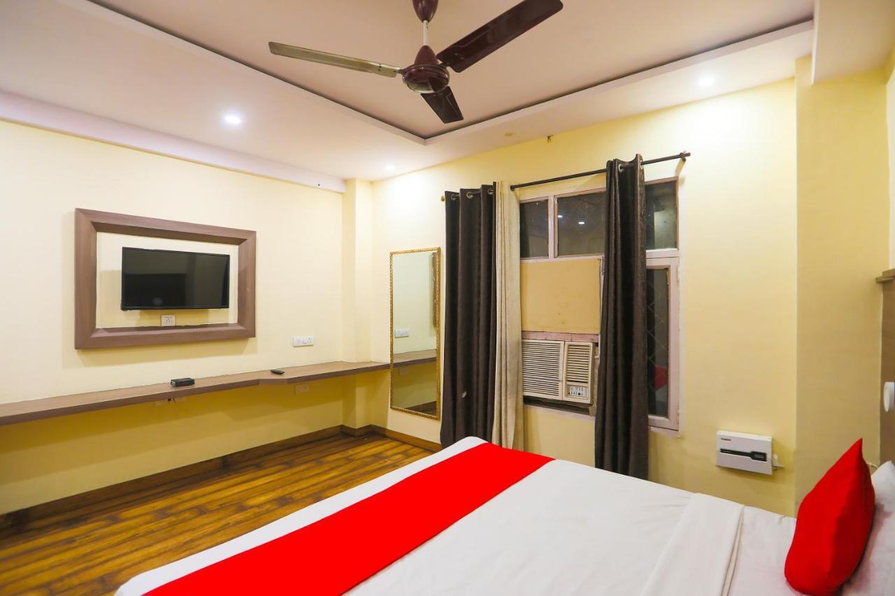 Oyo 62700 Hotel Surya Inn Panipat Bagian luar foto