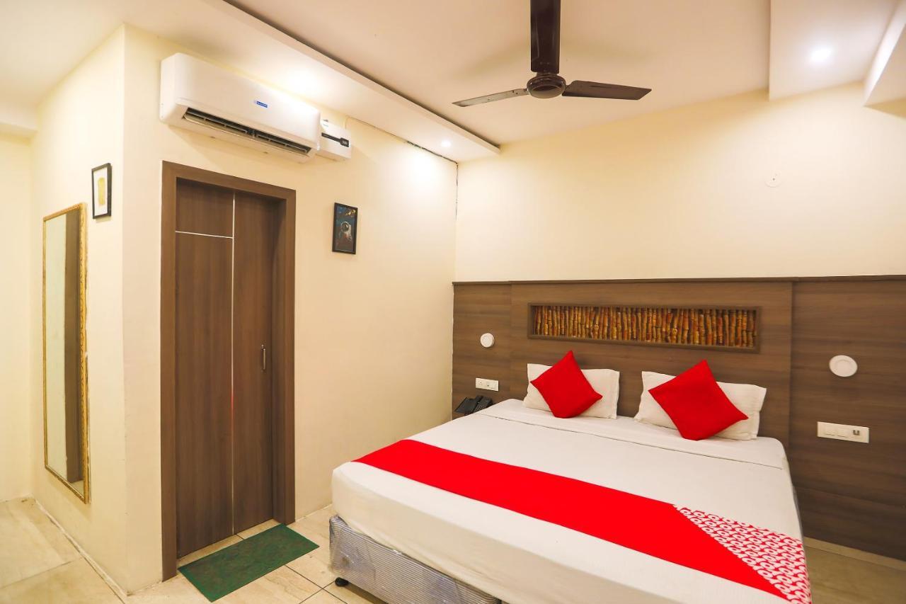 Oyo 62700 Hotel Surya Inn Panipat Bagian luar foto